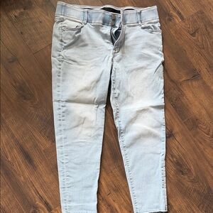 Apt. 9 Women's Light Wash Ankle Jeans